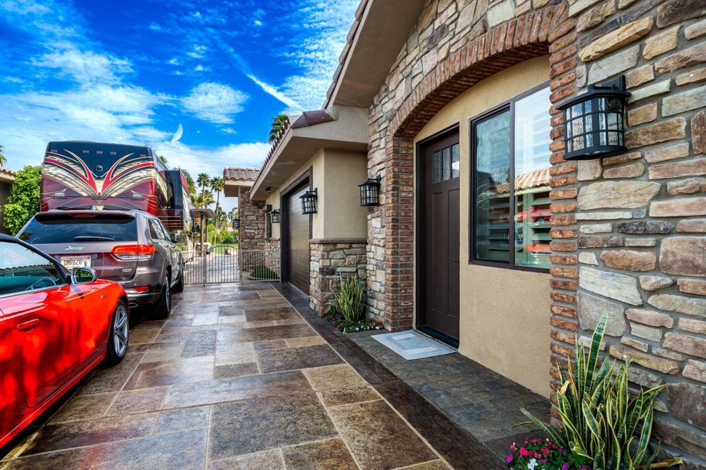 MLS #219136023DA image #13