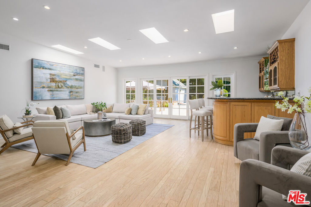 MLS #25593237 image #22