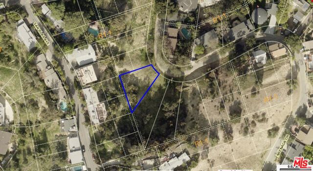 4601 Ensenada Drive, Woodland Hills CA: https://media.crmls.org/mediaz/dd548fac-13fd-47e2-b8fb-c671460aa446.jpg