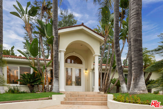 Details for 16633 Park Lane Circle, Los Angeles, CA 90049