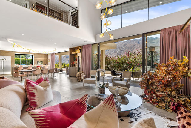 427 N Avenida Caballeros, Palm Springs CA: https://media.crmls.org/mediaz/dd552180-e46b-43e8-a45d-0e06d4b2475a.jpg
