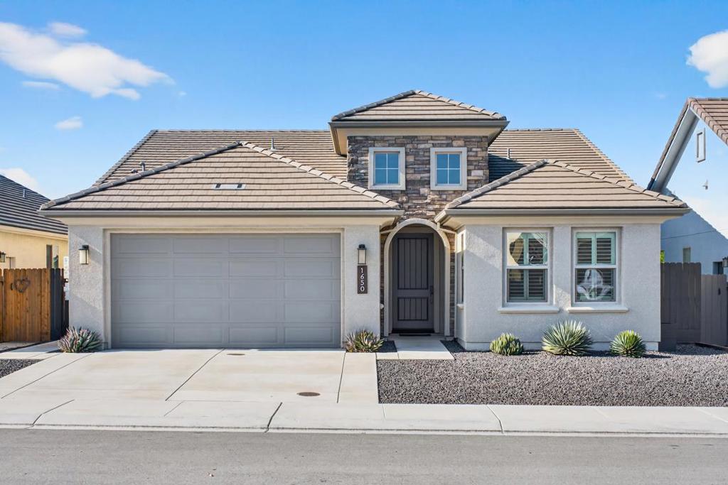 1650 Clover Court