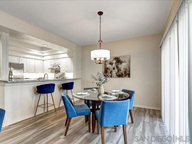 8641 Via Mallorca, La Jolla CA: https://media.crmls.org/mediaz/dd57bc44-c014-4314-a6b6-13f5f75291bd.jpg