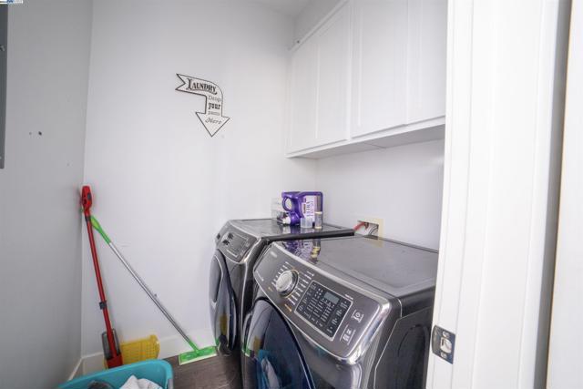 Image 13 of 32 For 516 Todhunter Ave