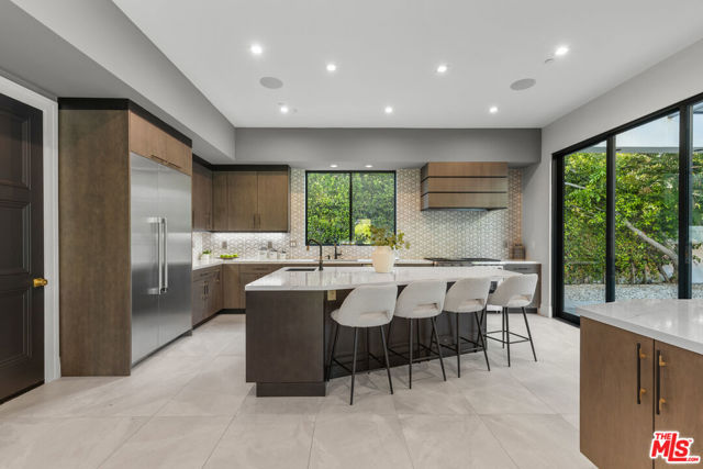 17401 Rancho Street, Encino CA: https://media.crmls.org/mediaz/dd58a565-4edb-42df-942b-567077f14afa.jpg