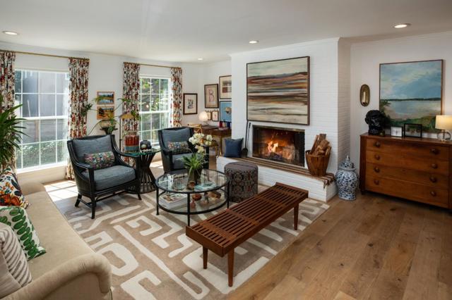 445 Oak Grove Avenue, Menlo Park CA: https://media.crmls.org/mediaz/dd593c83-eb84-4b0b-9a7b-95ca944ada17.jpg