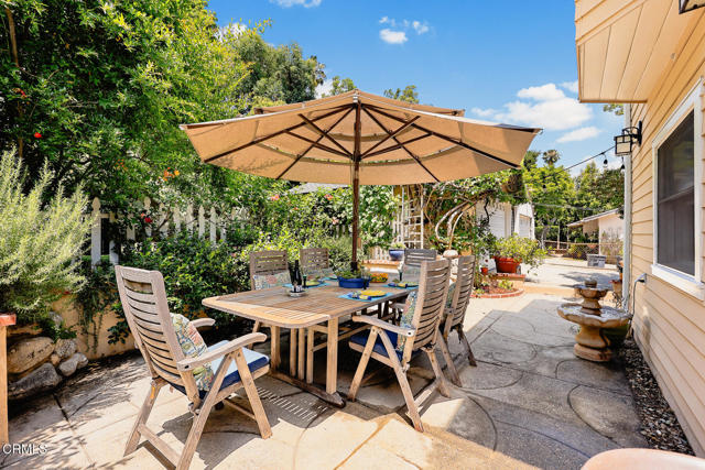 1116 Foothill Street, South Pasadena CA: https://media.crmls.org/mediaz/dd5a028c-99f8-4273-8de9-d10900ab6c57.jpg
