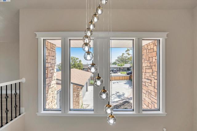 Image 31 of 60 For 4280 Hillview Dr