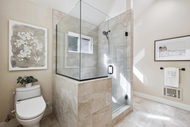 16035 Oak Glen Avenue, Morgan Hill CA: https://media.crmls.org/mediaz/dd5d0ee0-e929-417a-8acb-39a40e219ff5.jpg