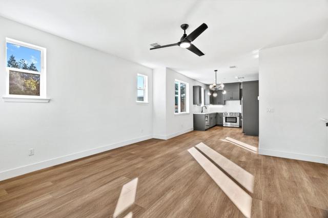 955 Woodside Road, Redwood City CA: https://media.crmls.org/mediaz/dd5d1b0e-b5ac-4e5c-bb38-b9a3dd38f6c8.jpg