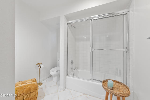 28333 Foothill Drive, Agoura Hills CA: https://media.crmls.org/mediaz/dd5d634c-6f49-46ef-b877-4bbbf3c5e478.jpg