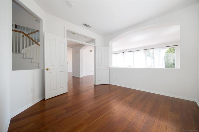 Image 11 of 35 For 3682 Torrey View Ct