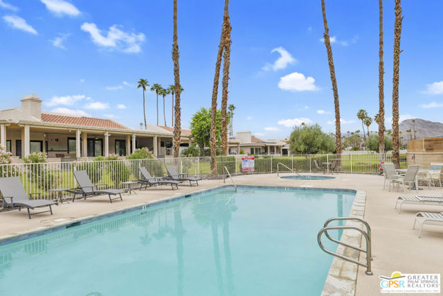 68095 Seven Oaks Place, Cathedral City CA: https://media.crmls.org/mediaz/dd5e4fbb-162a-4a59-aaff-429461d65e0e.jpg