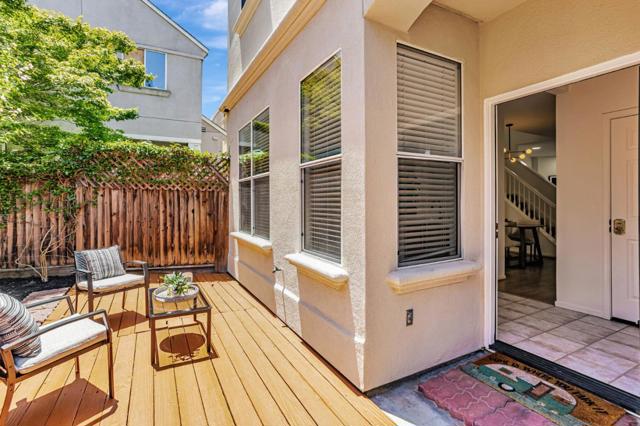 103 Whits Road, Mountain View CA: https://media.crmls.org/mediaz/dd5eb319-7ab7-49fb-bed2-fb44a8346a20.jpg
