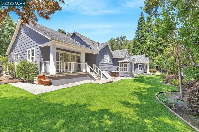 772 John Way, Lafayette CA: https://media.crmls.org/mediaz/dd5f7c79-3264-4f1e-b43b-6f4758fc79ac.jpg