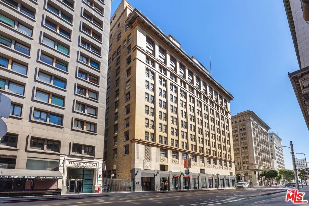 215 W 7th Street #1003