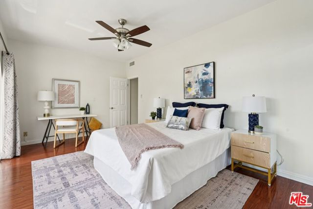 1209 Amherst Avenue, Los Angeles CA: https://media.crmls.org/mediaz/dd61244c-d0c4-43ce-a5cf-ef529a0b8b8b.jpg