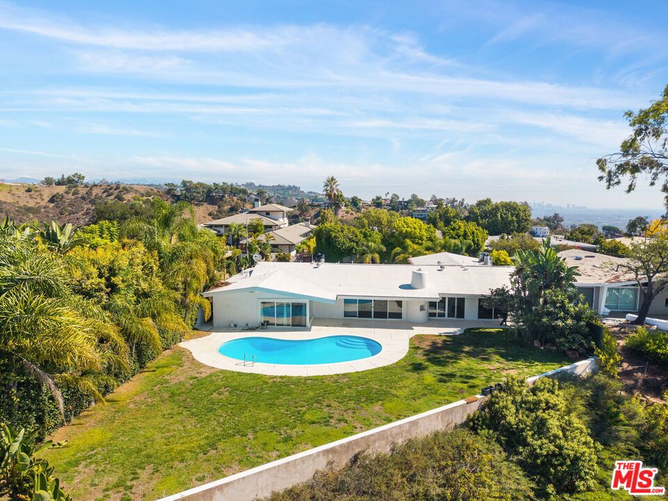 1641 Tower Grove Drive