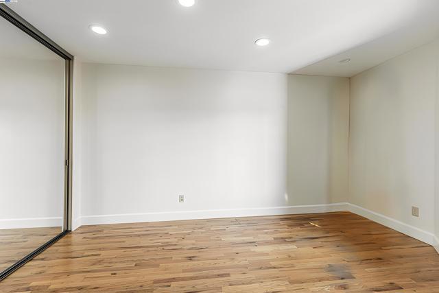 2256 Cove Ct, Discovery Bay CA: https://media.crmls.org/mediaz/dd625bfe-b91f-4de0-bf43-e0be3f72bc2b.jpg