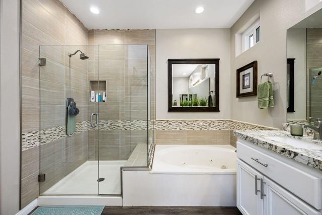 Image 41 of 78 For 45829 Meadow Lake Drive