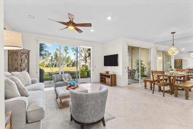 55566 Southern, La Quinta CA: https://media.crmls.org/mediaz/dd6310cf-c5ab-48aa-a81b-41e41918fb37.jpg