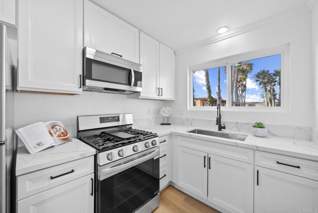 Image 5 of 66 For 378 7th Street