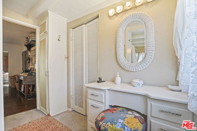 1326 Cordova Avenue, Glendale CA: https://media.crmls.org/mediaz/dd64f12a-d272-4915-b98f-3d0204fc825f.jpg