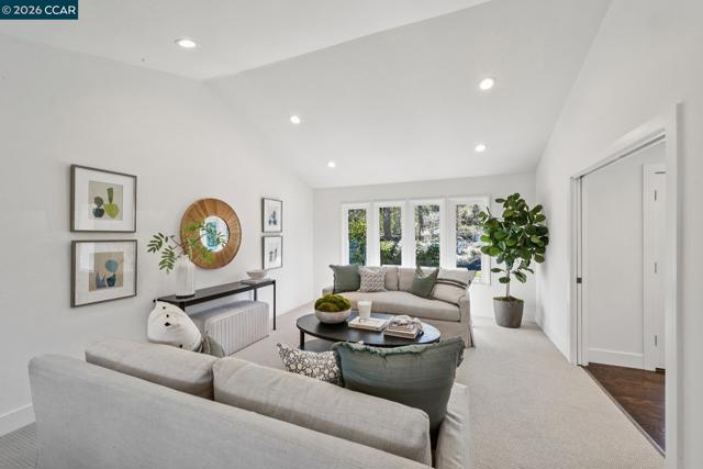 Image 6 of 38 For 342 Constance Pl