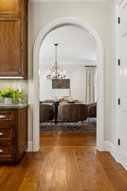 125 Stonepine Road, Hillsborough CA: https://media.crmls.org/mediaz/dd65977f-6192-4210-a1c1-0b37fd58224e.jpg