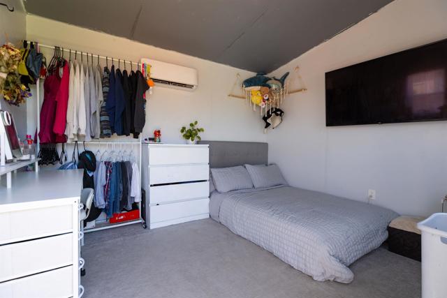 8626 Prospect Avenue, Santee CA: https://media.crmls.org/mediaz/dd6715f1-813f-4756-b4d4-9dc7df5a5bf7.jpg