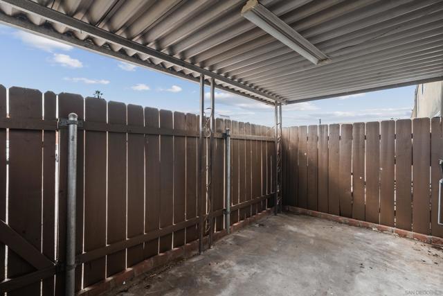 166 N 1st st, El Cajon CA: https://media.crmls.org/mediaz/dd681386-fef7-41e0-9117-6e7cc6020a2e.jpg