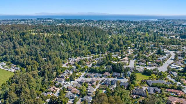 405 Esmeralda Drive, Santa Cruz CA: https://media.crmls.org/mediaz/dd68d387-d42b-4b50-928f-c0983edd89aa.jpg