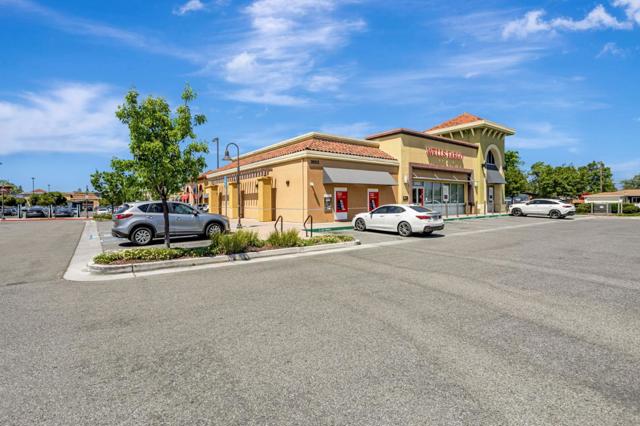1656 Prime Place, San Jose CA: https://media.crmls.org/mediaz/dd68ffea-22dc-4d14-8e82-11e073f79d4f.jpg