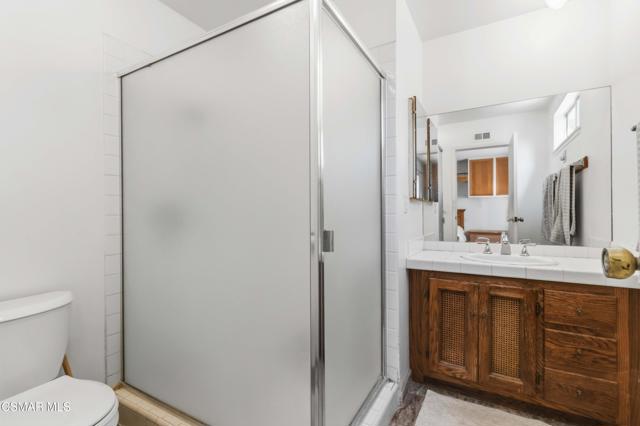 5506 Aurelia Street, Simi Valley CA: https://media.crmls.org/mediaz/dd69a12b-41cf-4522-8a45-3955d55ee9ad.jpg