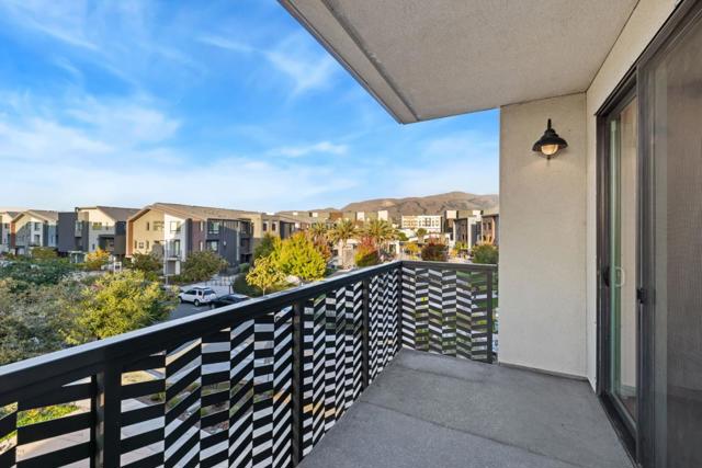 45009 Challenge, Fremont CA: https://media.crmls.org/mediaz/dd69bc75-323c-4e38-b193-4a481b8aad0b.jpg