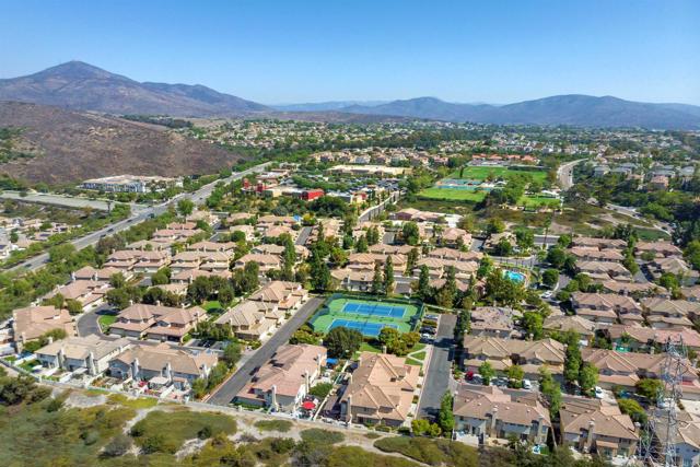 Detail Gallery Image 35 of 42 For 2259 Lago Ventana, Chula Vista,  CA 91914 - 3 Beds | 2/1 Baths