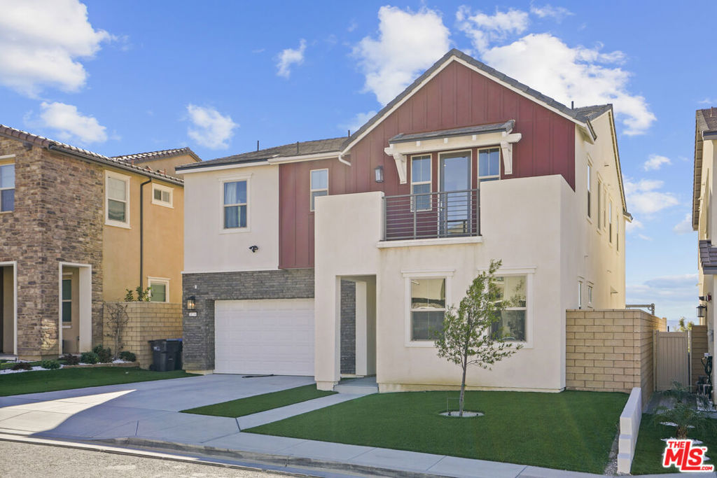 21230 W Wildflower Way