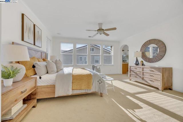 1508 Whispering Oaks Way, Pleasanton CA: https://media.crmls.org/mediaz/dd6c93b8-9630-4494-83a5-0ac2309d42be.jpg