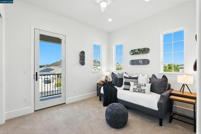 22 W Hill Way, Orinda CA: https://media.crmls.org/mediaz/dd6d4fa6-0bb4-4aef-b8e3-bb67f7ec1850.jpg