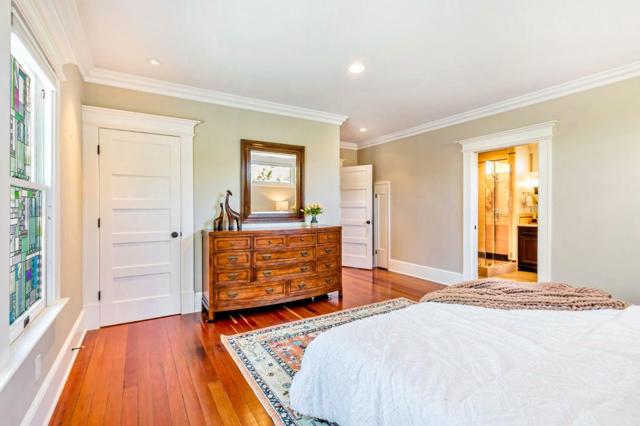 190 S 15th Street, San Jose CA: https://media.crmls.org/mediaz/dd6dc43e-a5f7-4210-a607-32d0ae7d3db2.jpg