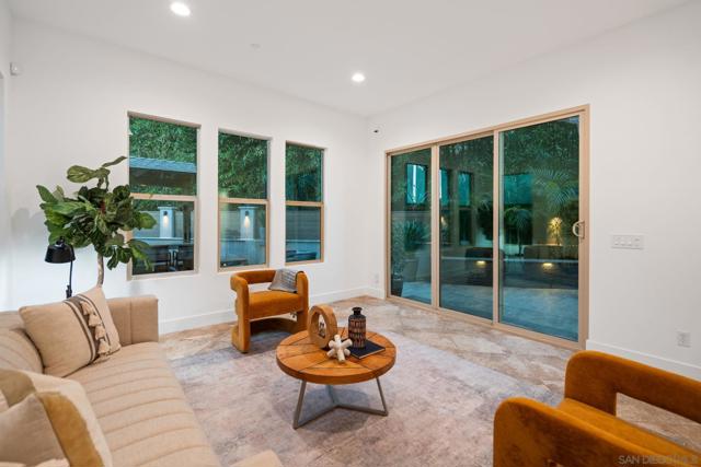 Image 12 of 45 For 674 Caylpso Pl