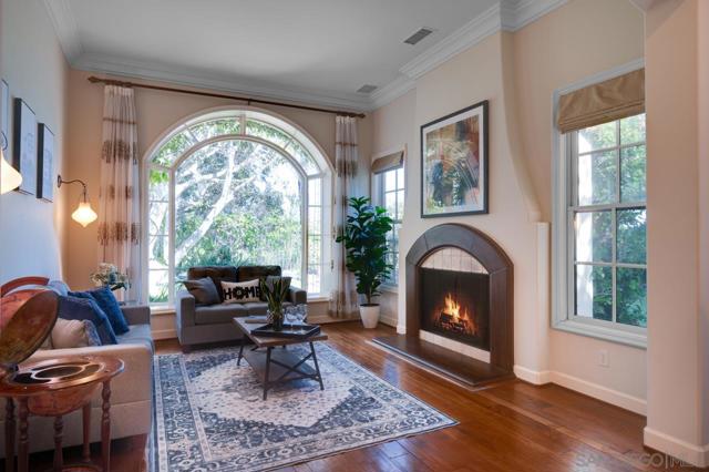 5199 Seagrove Place, San Diego CA: https://media.crmls.org/mediaz/dd6ec68a-5163-4d0f-bbb2-39c2ed2b6c07.jpg