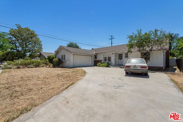21014 Baltar Street photo 3