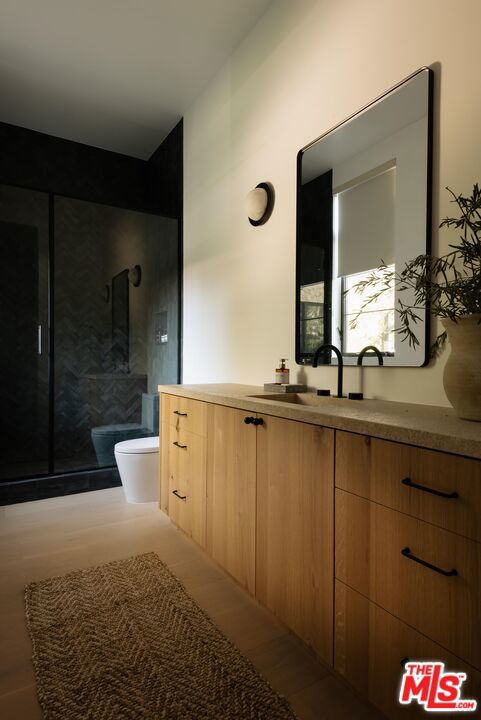 23346 Collins Street, Woodland Hills CA: https://media.crmls.org/mediaz/dd7057c2-d0e4-474f-aaec-923b0b4c4895.jpg