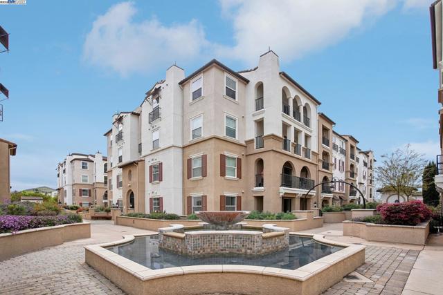 3245 Dublin Blvd, Dublin CA: https://media.crmls.org/mediaz/dd70c78c-a906-496a-bbd5-02f9de1ef95f.jpg