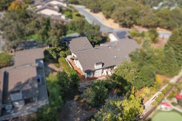 1360 Trinity Drive, Menlo Park CA: https://media.crmls.org/mediaz/dd71626a-349a-412d-991f-69a644a5630f.jpg