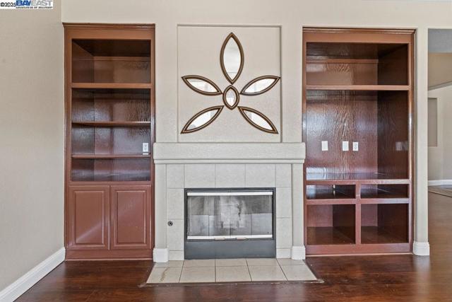907 MAGGIORE LANE, Manteca CA: https://media.crmls.org/mediaz/dd723f7a-1c96-4d1d-ac98-b897fbaa3159.jpg