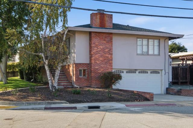 100 W 38th Avenue, San Mateo CA: https://media.crmls.org/mediaz/dd73c081-7960-42d3-b409-7c20e5278f8d.jpg