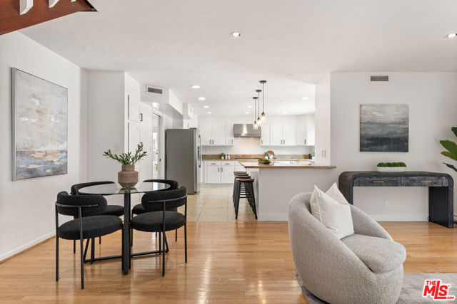 8005 Georgetown Avenue, Los Angeles CA: https://media.crmls.org/mediaz/dd73d1f7-1e8a-4ca5-92eb-266aff64544b.jpg