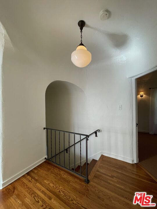 3116 Lake Hollywood Drive, Los Angeles CA: https://media.crmls.org/mediaz/dd74a476-c753-4abe-8a8c-8c9a02880a44.jpg